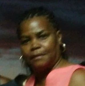 Meet your Posher, Desiree